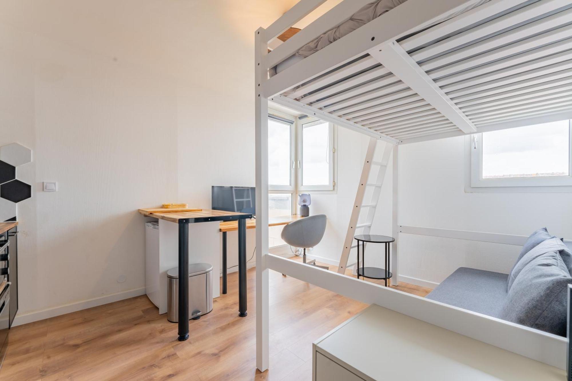 Apartamento Charlemagne - Studio Confortable Avec Parking Gratuit - Quelques Pas De La Gare, Cuisine, Wifi Arras Exterior foto